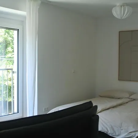 Mi Design - Walking Distance To Christmas Market