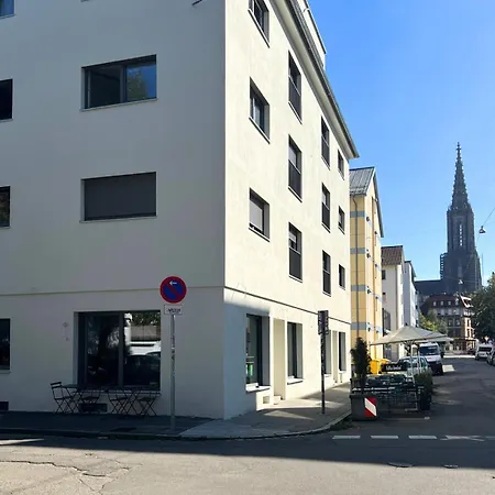 Mi Design - Walking Distance To Christmas Market 乌尔姆