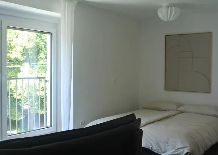 Mi Design - Walking Distance To Christmas Market